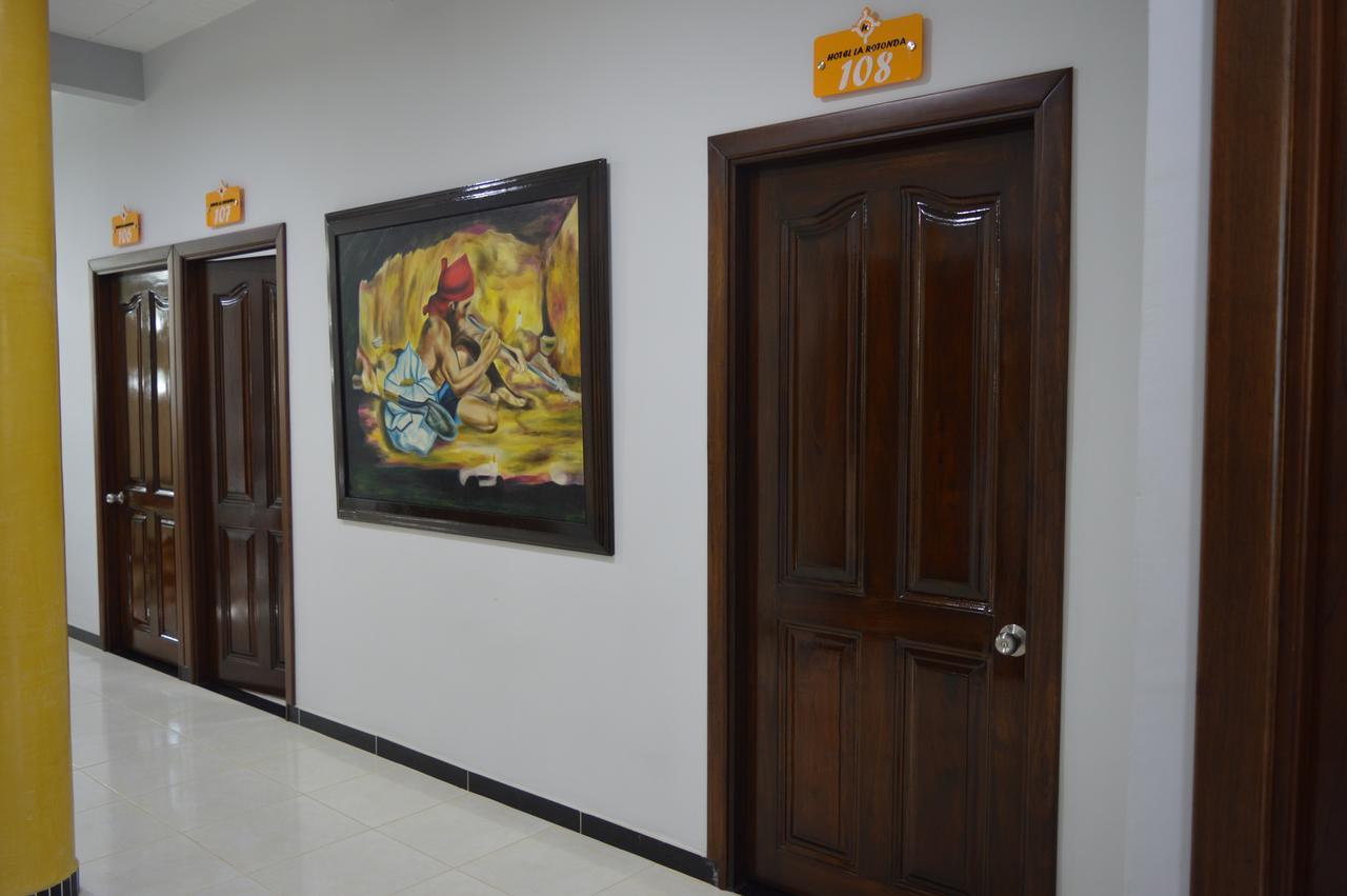 Hotel La Rotonda Caucasia Εξωτερικό φωτογραφία